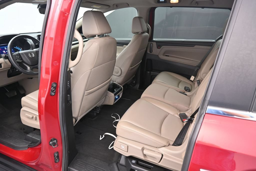 Used 2023 Honda Odyssey EX-L image 18
