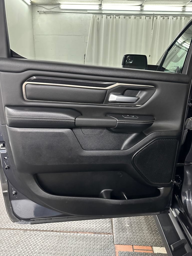 Used 2020 RAM 1500 Rebel AWD/4WD image 28