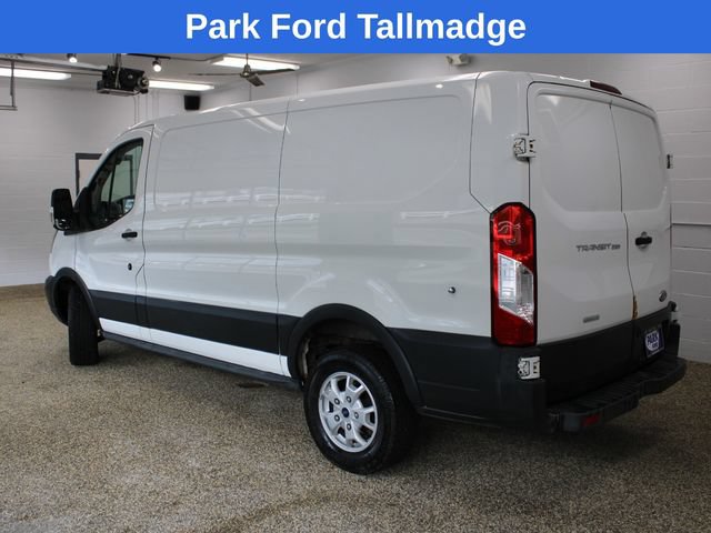 Used 2016 Ford Transit 250 130 Low Roof RWD image 2