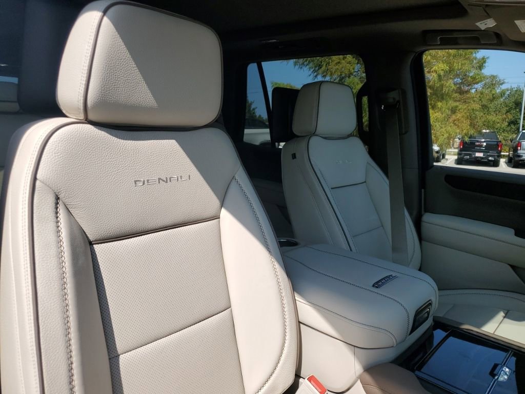 New 2026 GMC Yukon Denali image 15