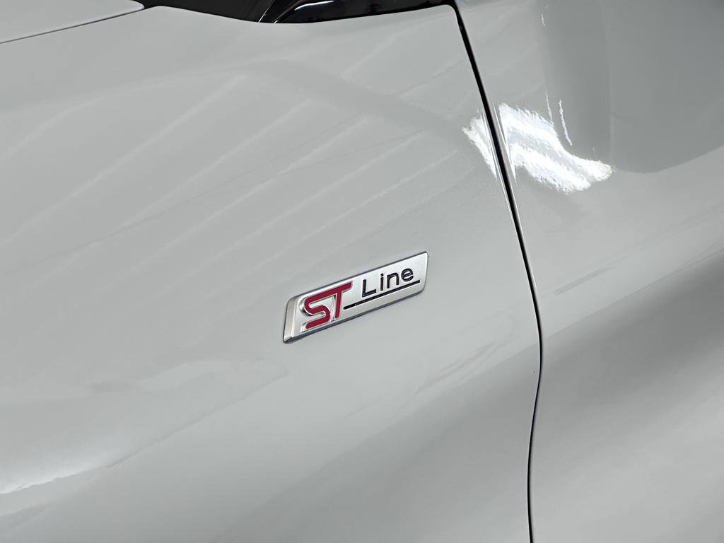 New 2026 Ford Explorer ST-Line w/ ST-Line Street Pack image 19