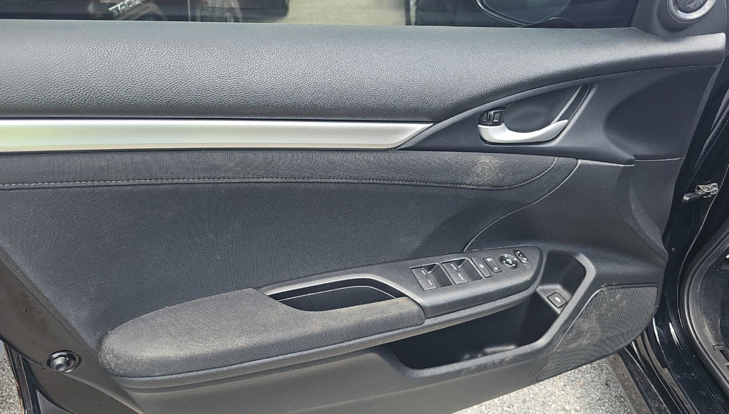 Used 2019 Honda Civic EX image 10