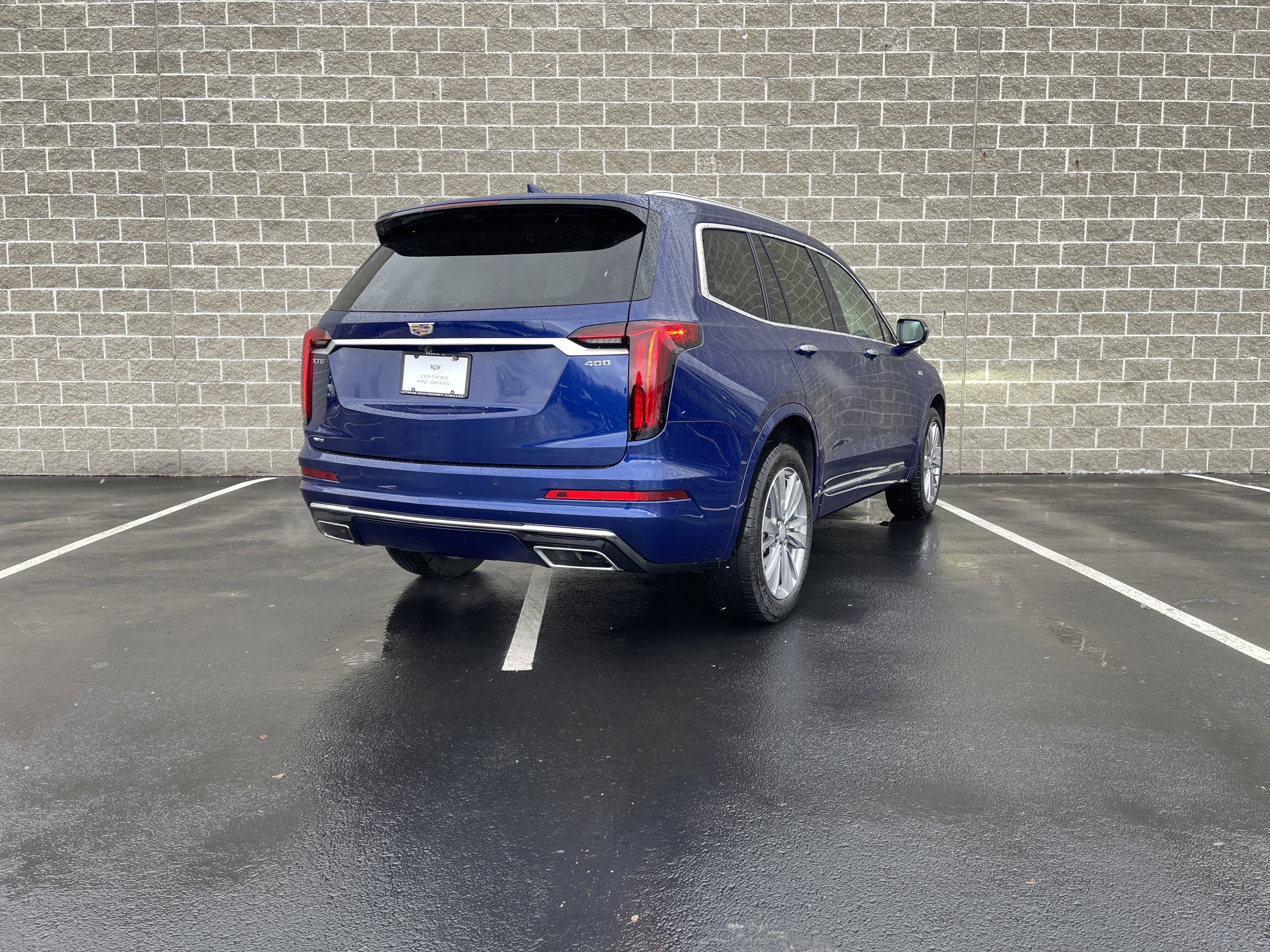 Certified 2023 Cadillac XT6 Premium Luxury w/ Technology Package image 5