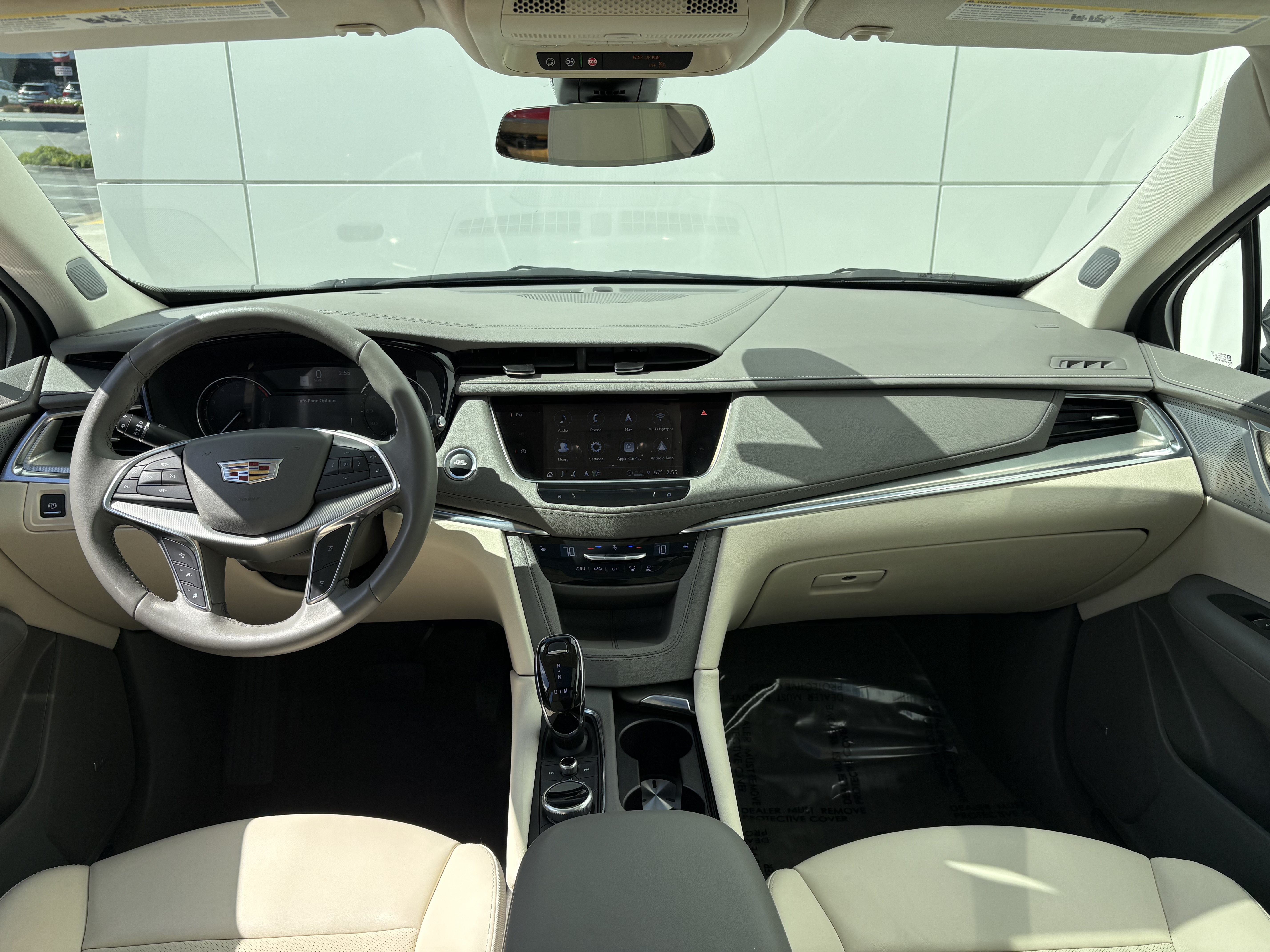 Certified 2023 Cadillac XT5 Premium Luxury w/ LPO, Floor Liner Package AWD/4WD image 19