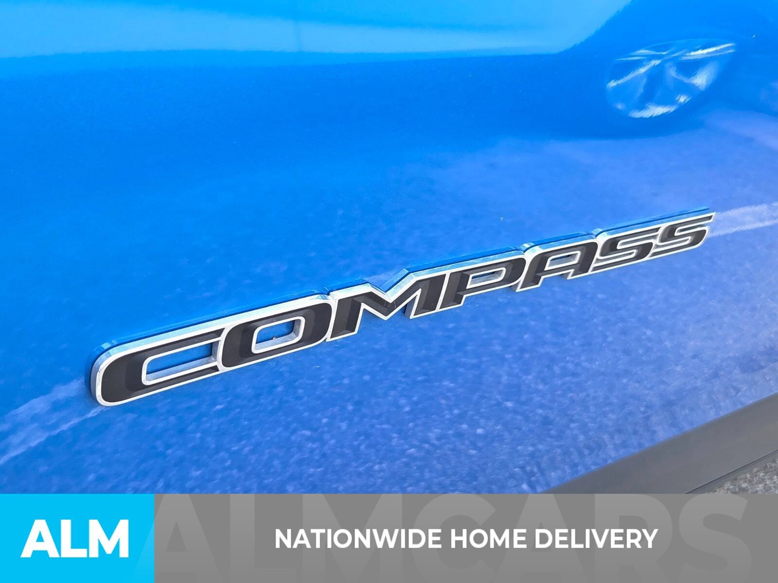 Used 2025 Jeep Compass Limited AWD/4WD image 5