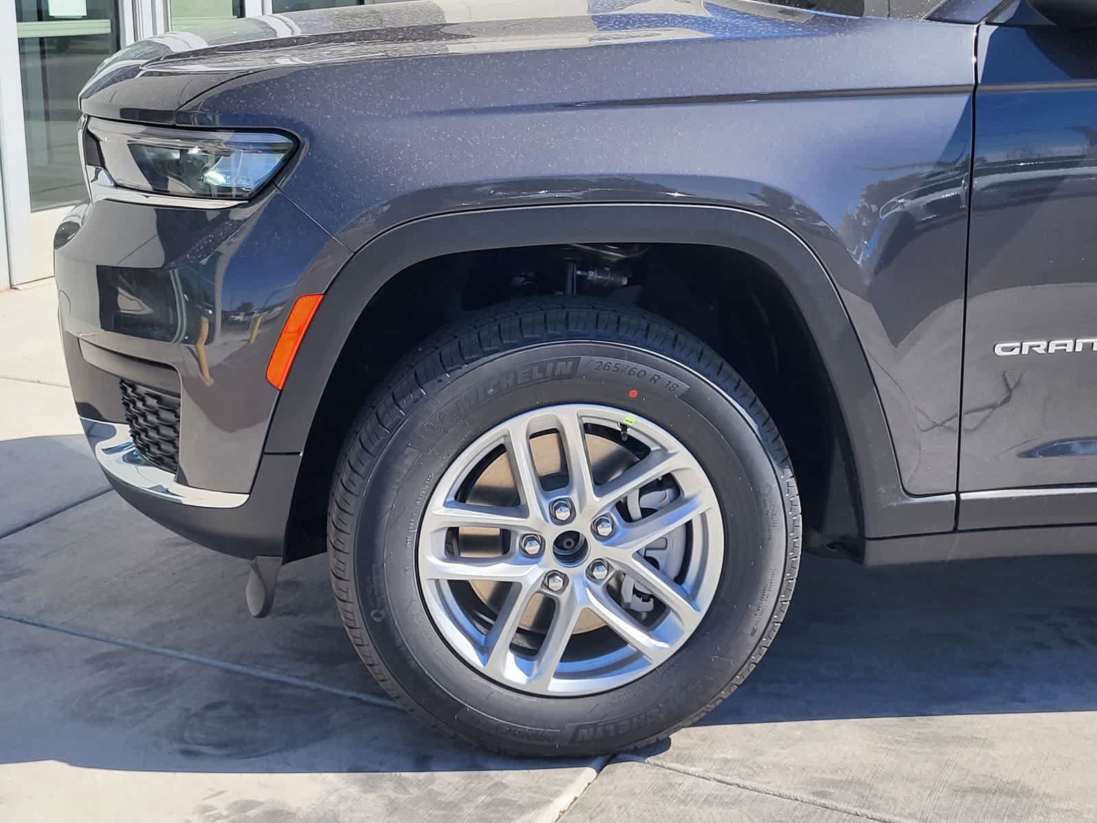 New 2026 Jeep Grand Cherokee L 4WD image 6