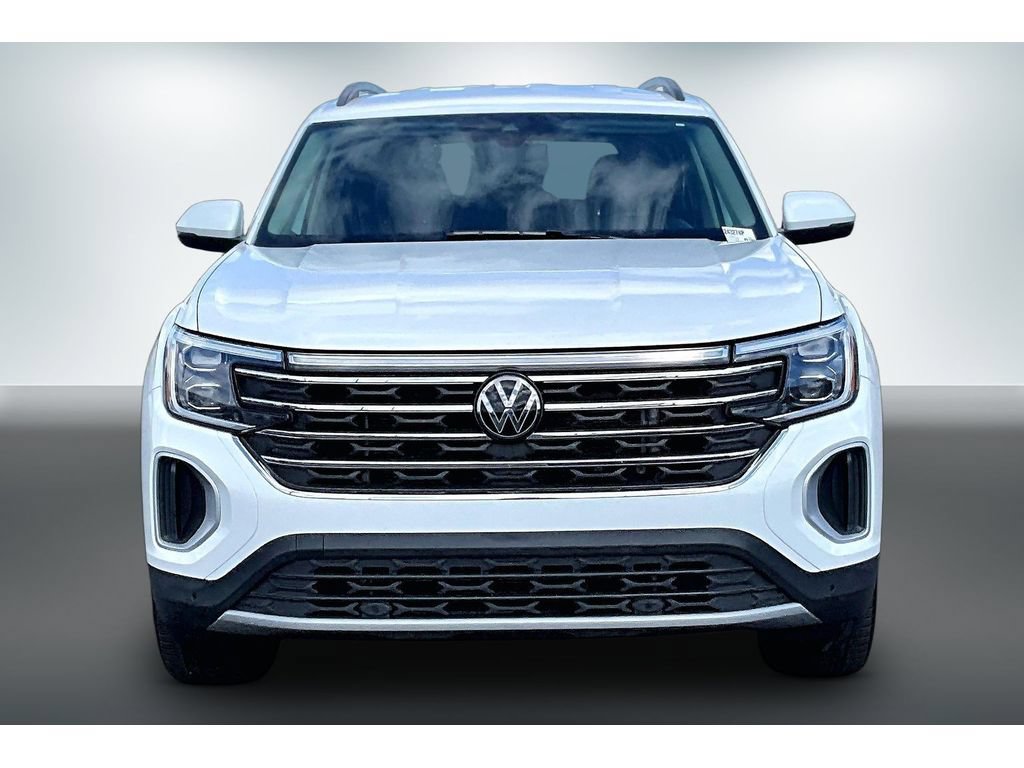 Used 2024 Volkswagen Atlas SE FWD image 2
