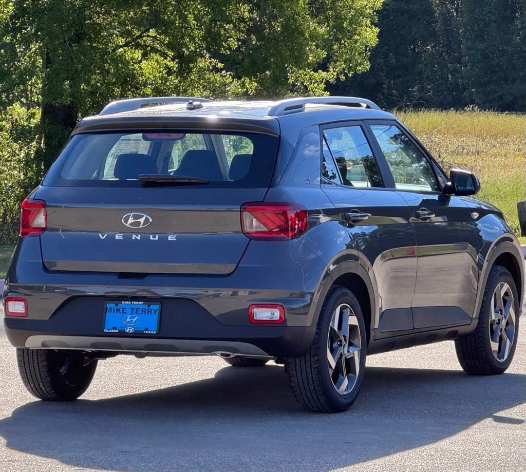 New 2026 Hyundai Venue SEL image 12