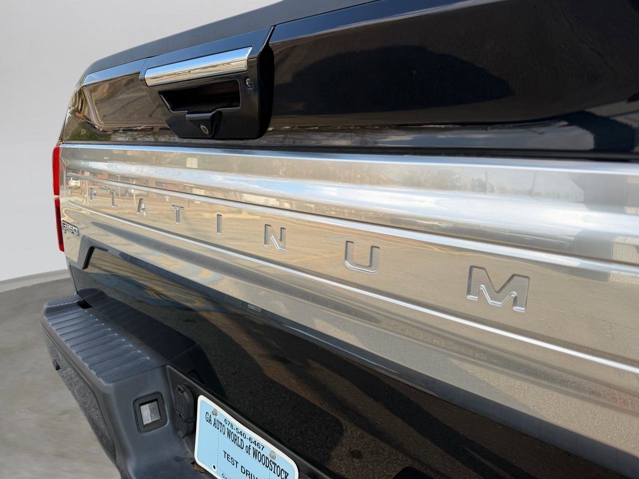 Used 2020 Ford F150 Platinum w/ Equipment Group 701A Luxury image 10