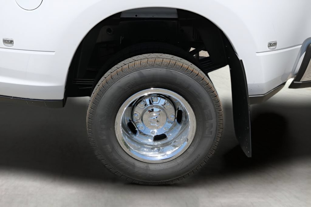 New 2027 RAM 3500 Tradesman AWD/4WD image 9