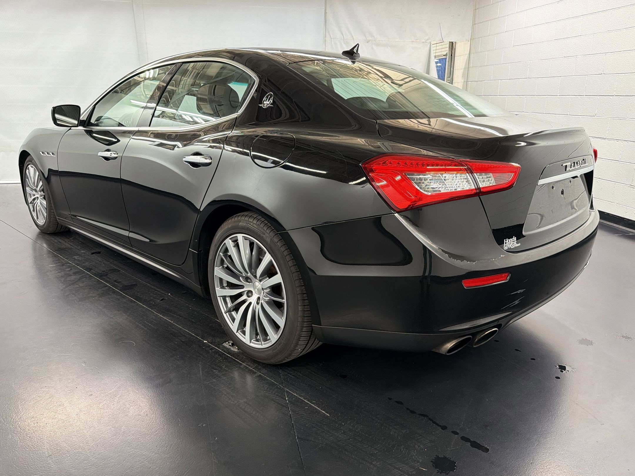 Used 2015 Maserati Ghibli image 3