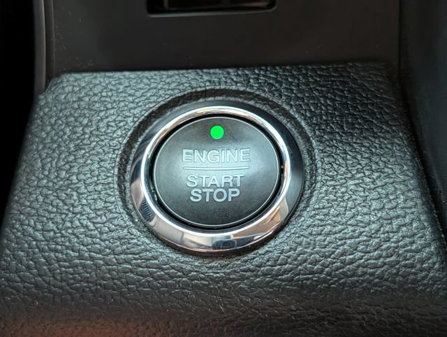Used 2021 Ford F250 Platinum w/ FX4 Off-Road Package AWD/4WD image 21