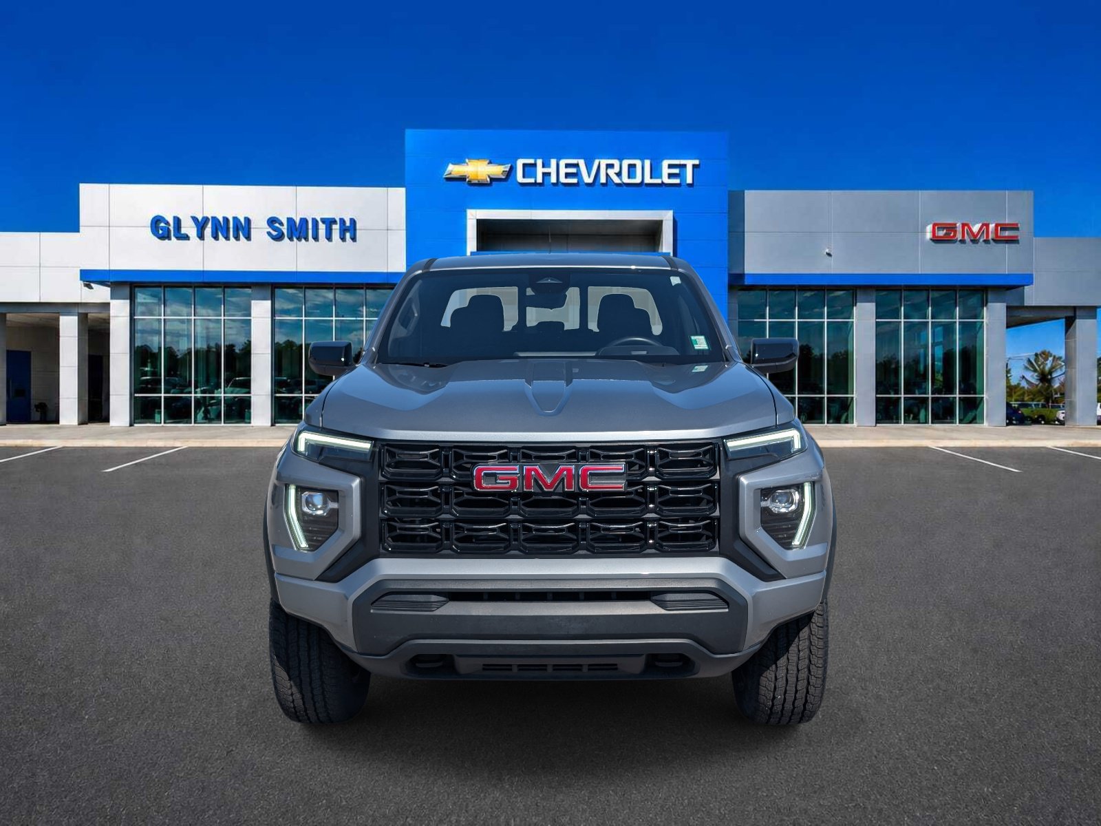 Used 2025 GMC Canyon Elevation AWD/4WD image 2