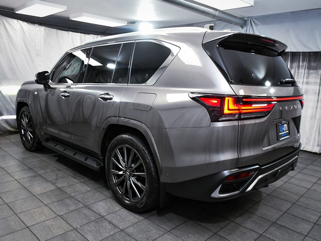 Used 2025 Lexus LX 700h F Sport AWD/4WD image 4