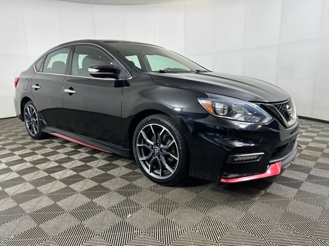 Used 2017 Nissan Sentra NISMO image 2