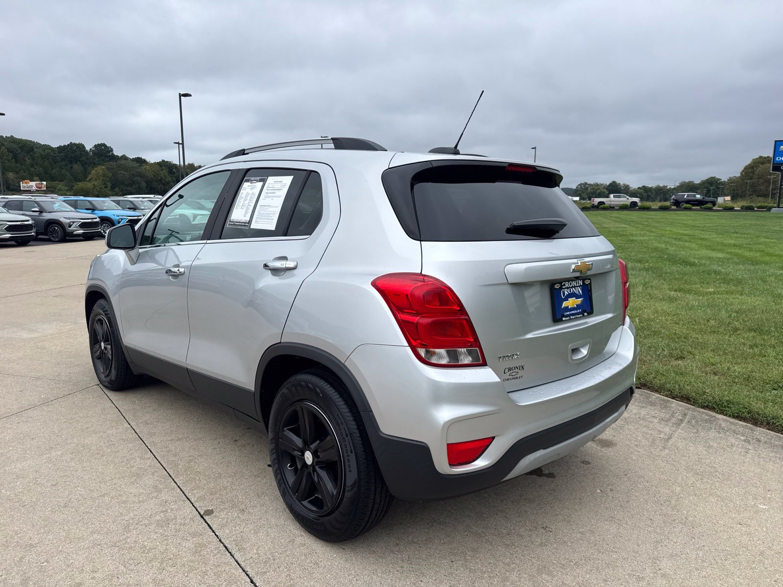 Used 2018 Chevrolet Trax LT w/ LT Convenience Package FWD image 9