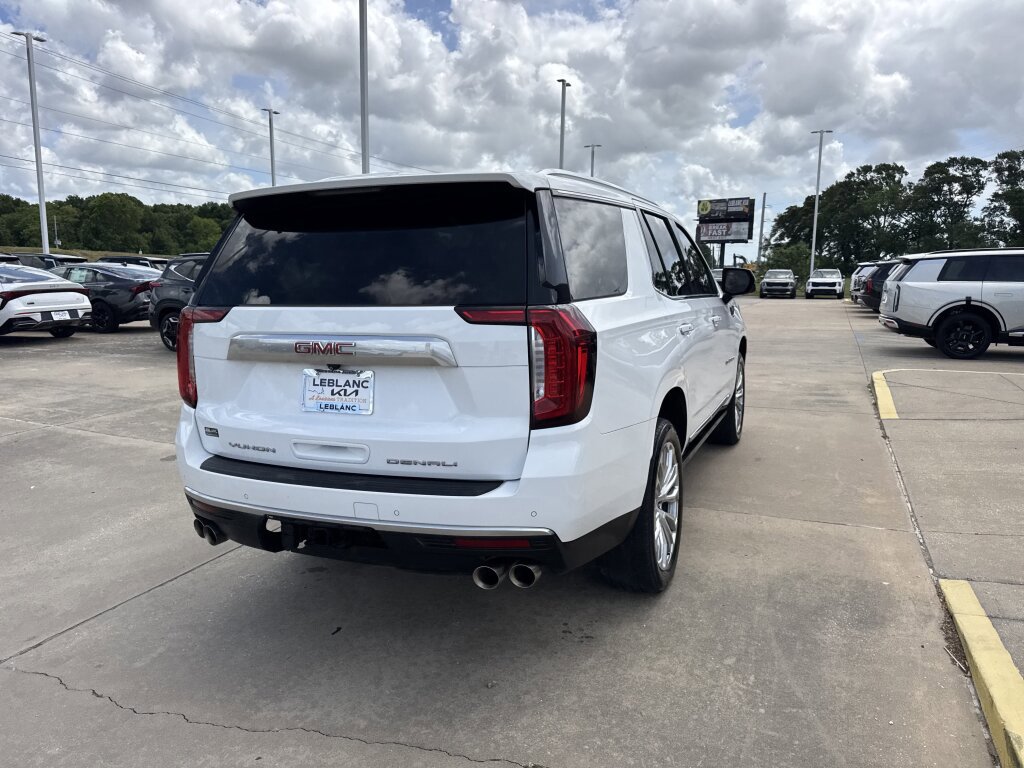 Used 2023 GMC Yukon Denali AWD/4WD image 19