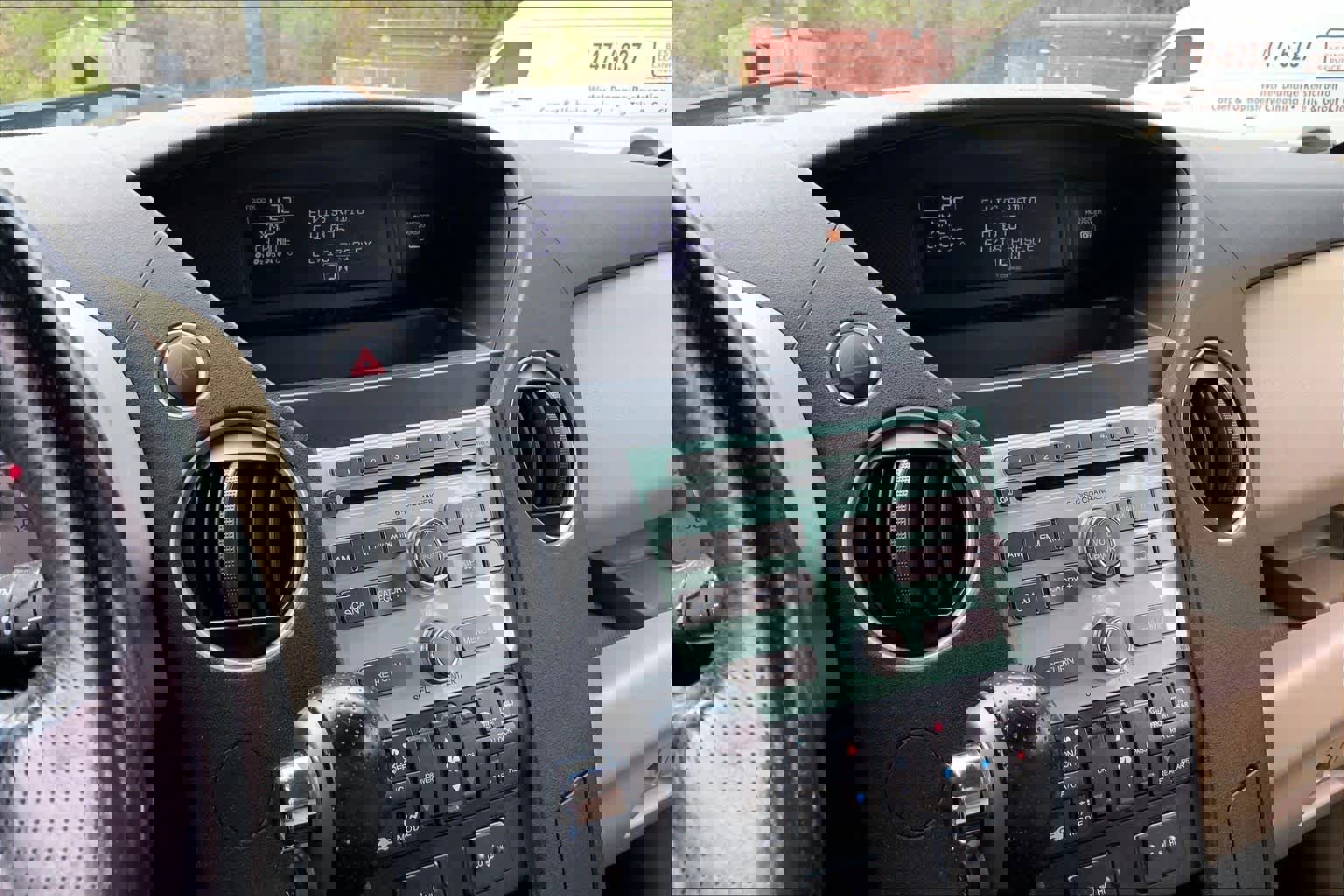 Used 2011 Honda Pilot EX-L image 6