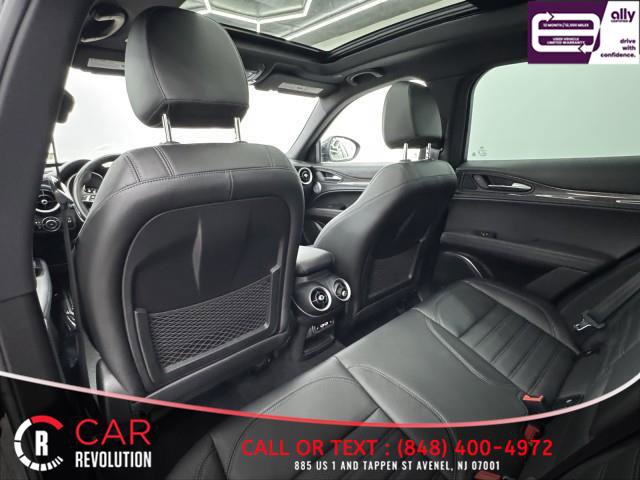 Used 2022 Alfa Romeo Stelvio Quadrifoglio w/ Active Assist Plus Package image 47