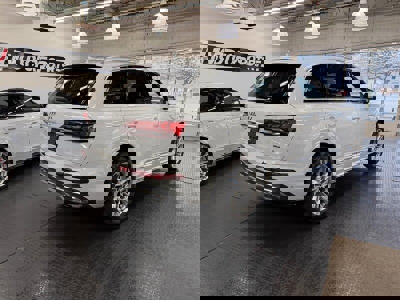 Used 2021 Audi Q7 3.0T Premium Plus w/ Executive Package image 10