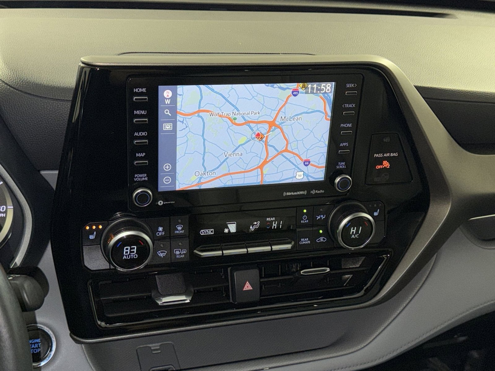 Used 2022 Toyota Highlander XLE image 20