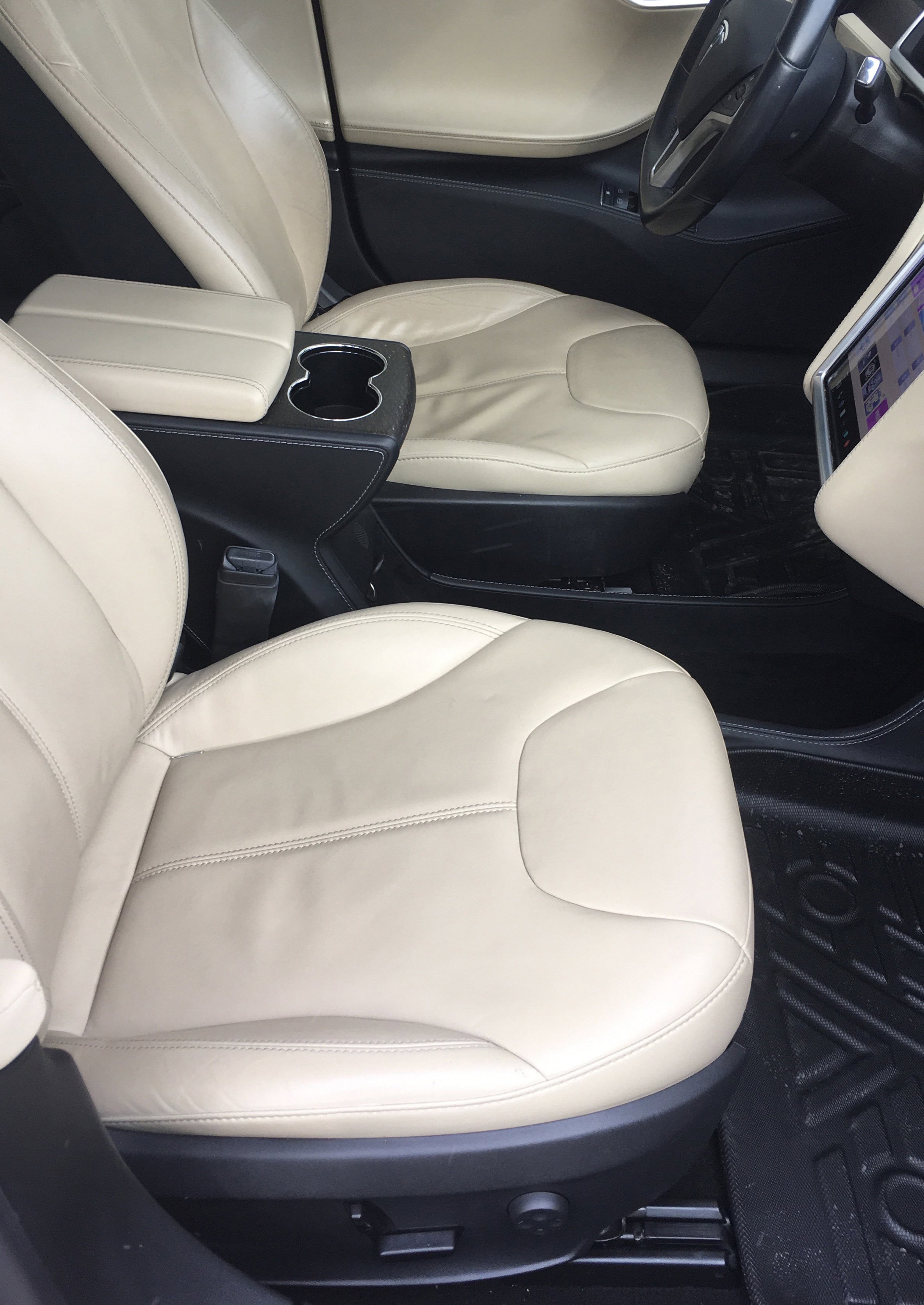 Used 2014 Tesla Model S P85 RWD image 4
