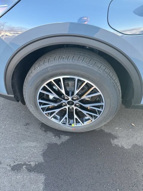 New 2026 Ford Escape SE FWD image 13