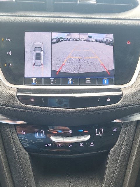Used 2022 Cadillac XT5 Premium Luxury w/ Technology Package AWD/4WD image 11