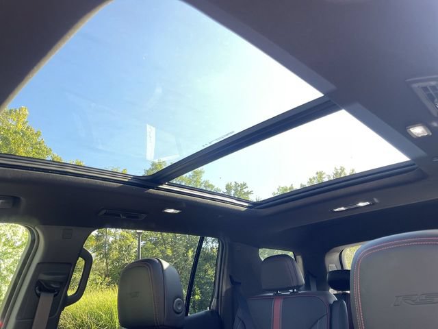 New 2027 Chevrolet Traverse RS AWD/4WD image 22