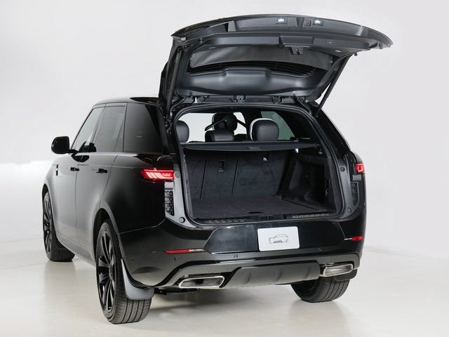New 2027 Land Rover Range Rover Sport Dynamic SE AWD/4WD image 31