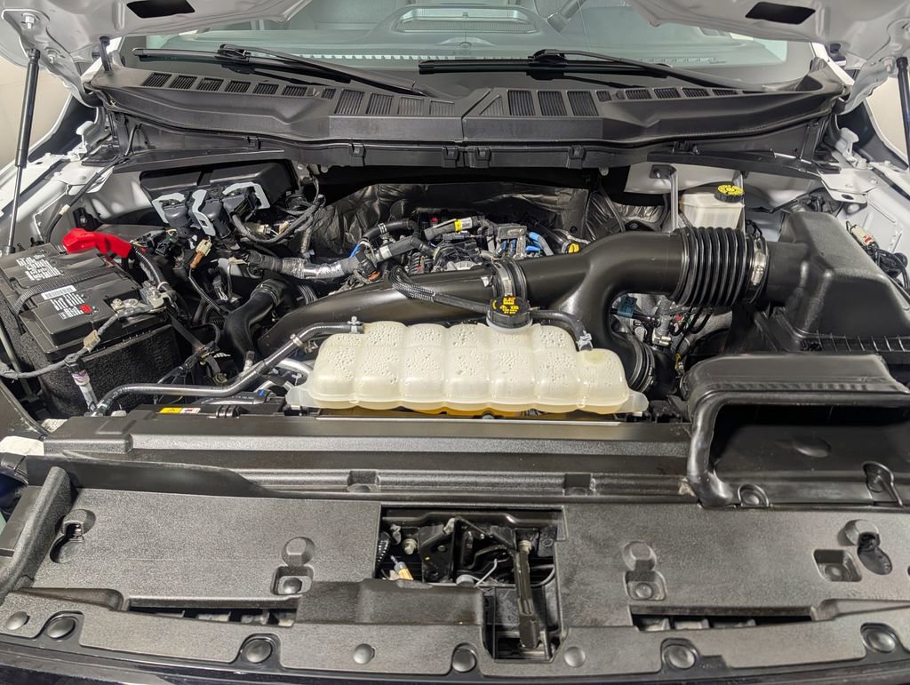 Certified 2024 Ford F150 XLT image 7