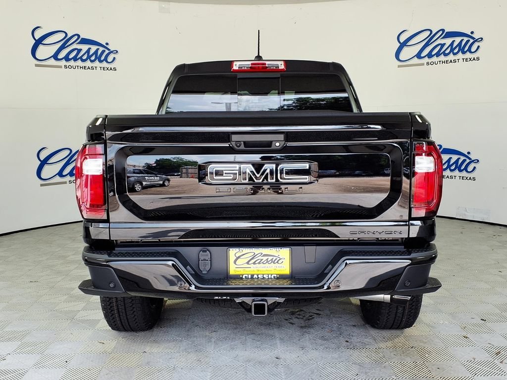 New 2026 GMC Canyon Denali w/ LPO, Denali Black Edition AWD/4WD image 4