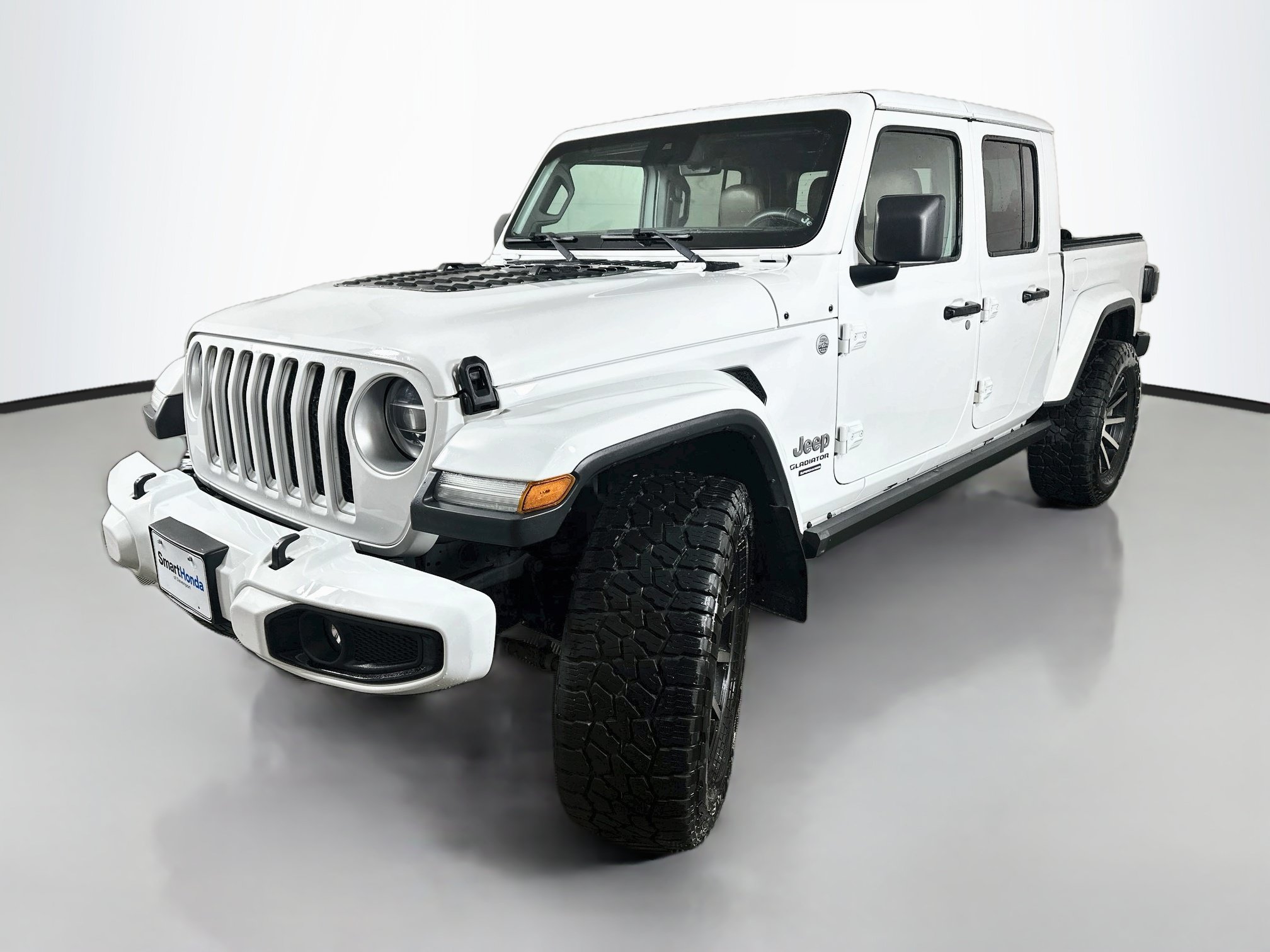 Used 2020 Jeep Gladiator Overland AWD/4WD image 3
