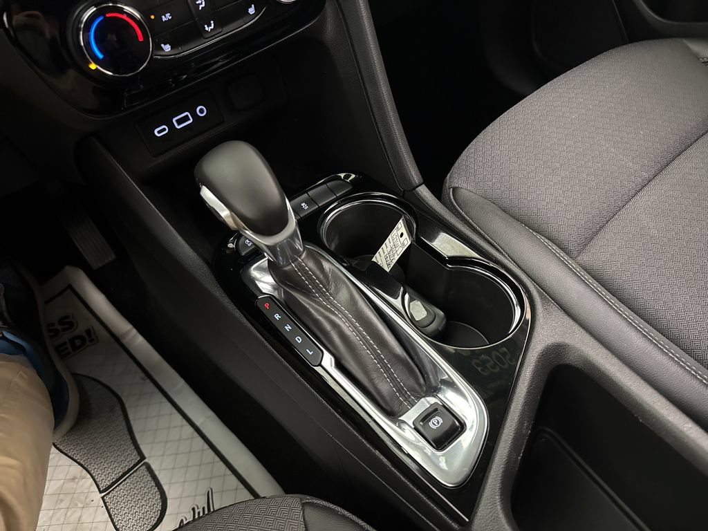 Certified 2023 Buick Encore GX Preferred w/ Cold Weather Comfort Package FWD image 22