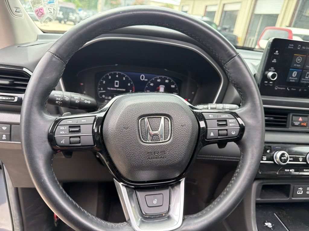 Used 2024 Honda Pilot Elite image 21