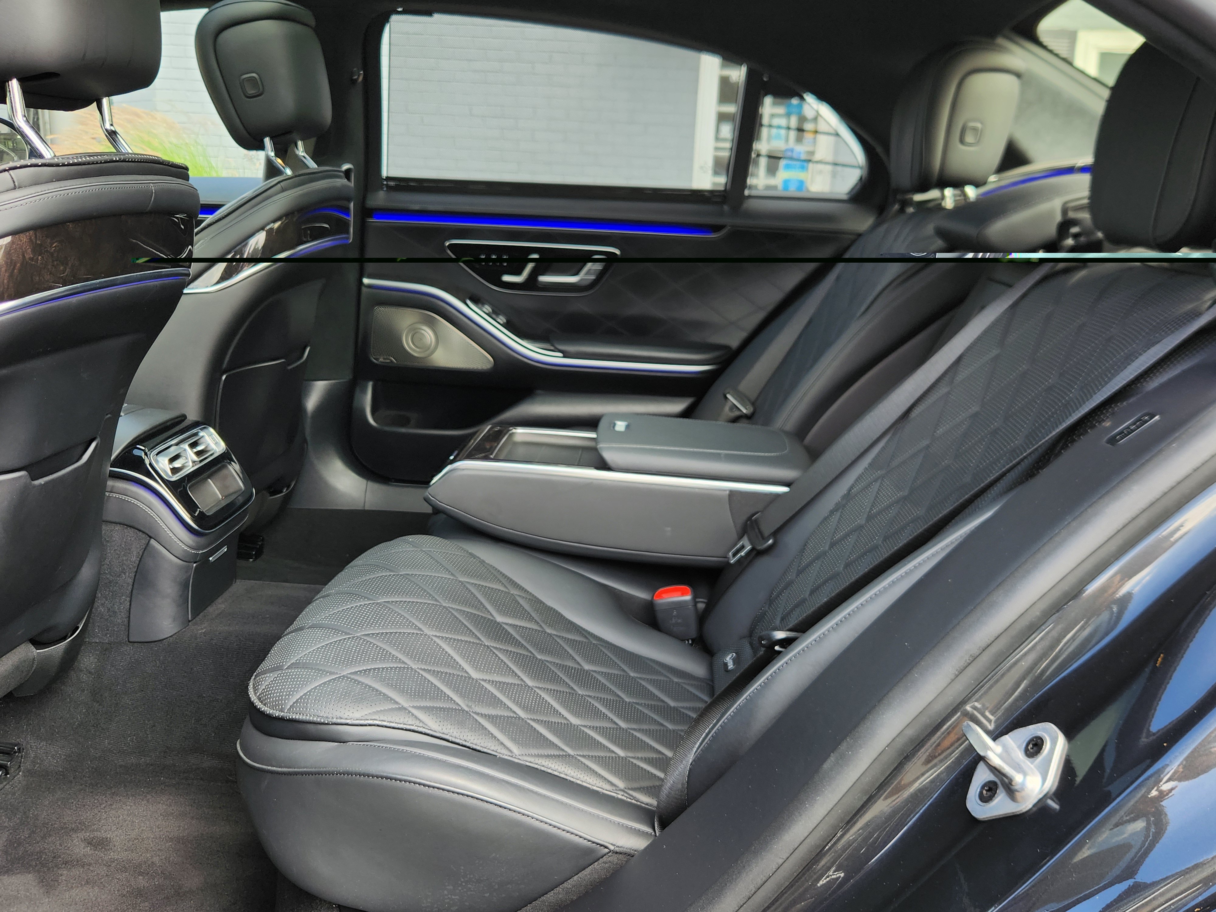 Used 2021 Mercedes-Benz S 580 4MATIC Sedan w/ AMG Line image 9