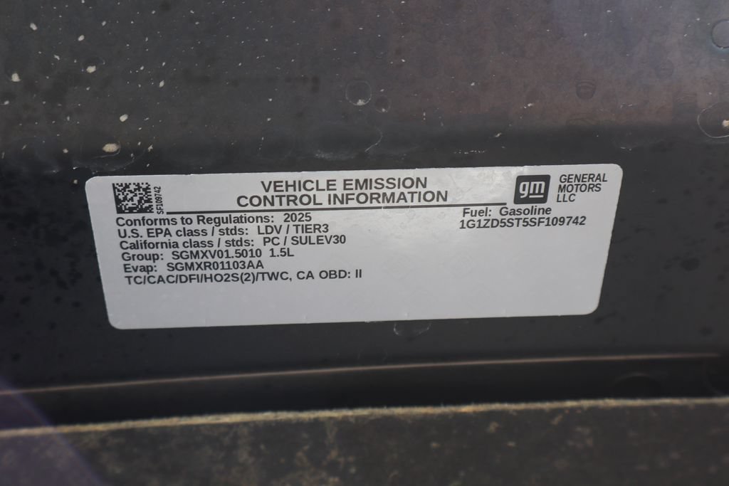 Used 2025 Chevrolet Malibu LT w/ Midnight Edition FWD image 14