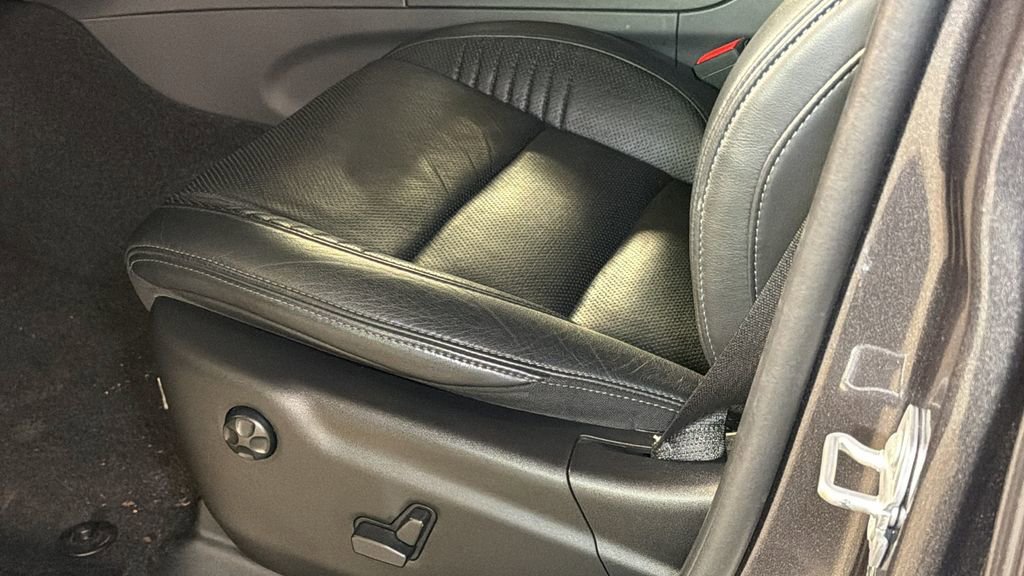 Used 2021 Jeep Grand Cherokee SRT image 21