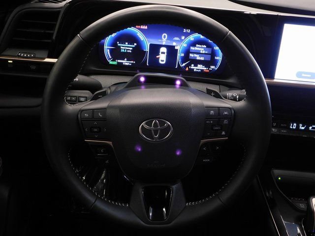Used 2025 Toyota Crown Platinum image 34