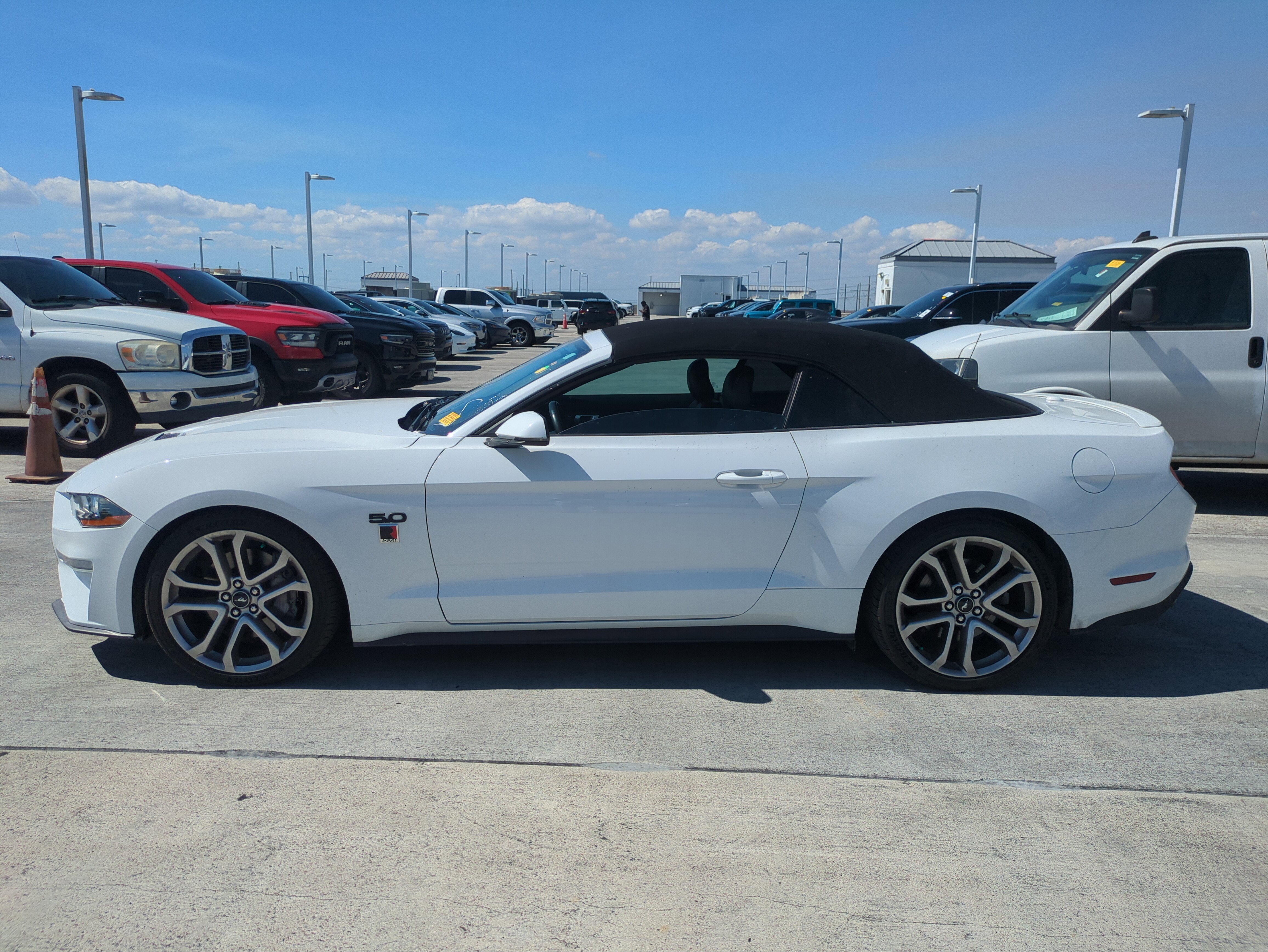 Used 2019 Ford Mustang GT Premium image 8