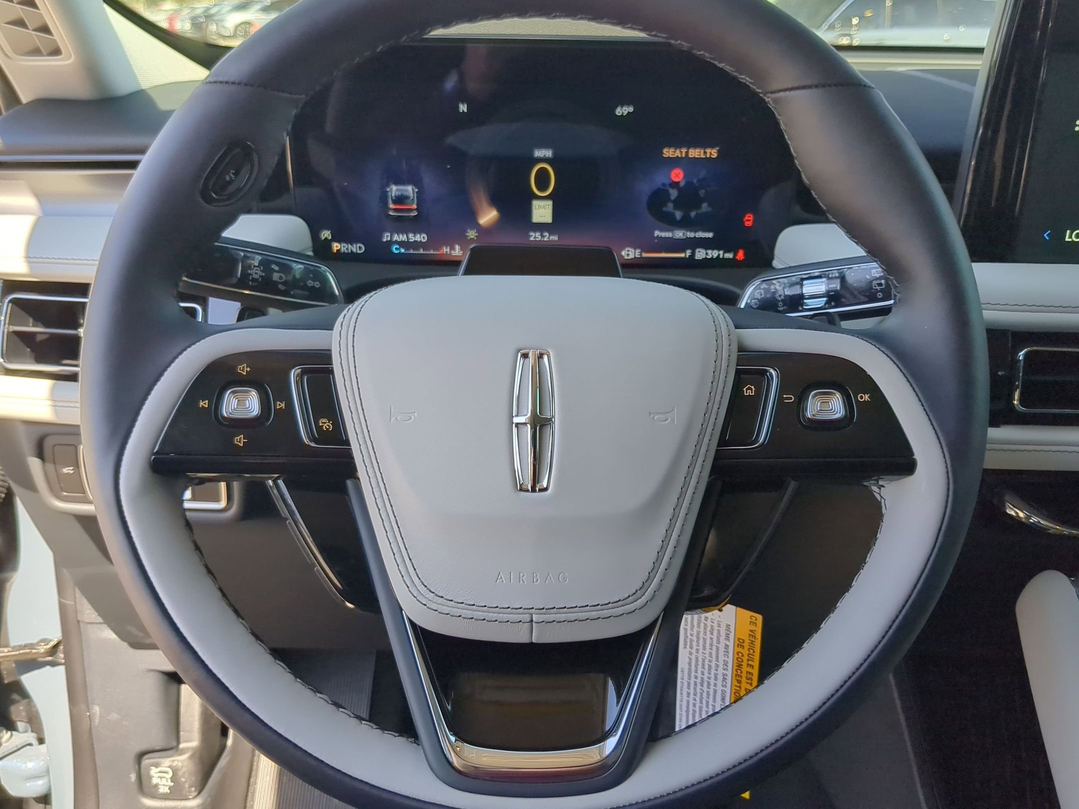 New 2026 Lincoln Aviator 2WD image 13