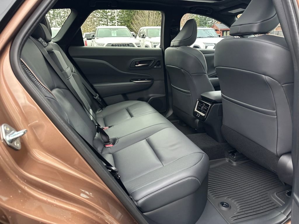 New 2025 Toyota Crown Signia image 15