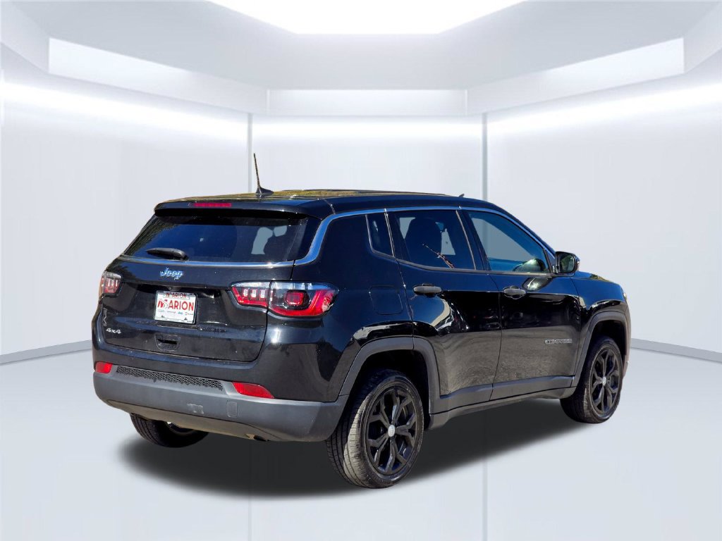 Used 2024 Jeep Compass Sport AWD/4WD image 14