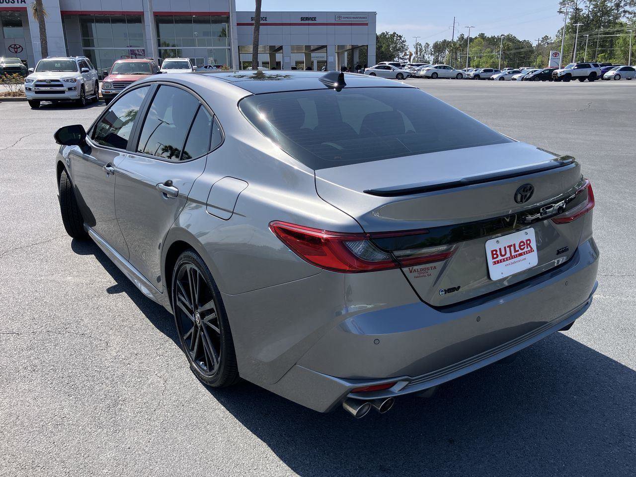 Used 2025 Toyota Camry XSE w/ Premium Plus Package image 3