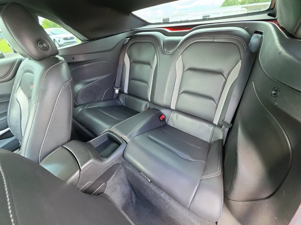 Used 2020 Chevrolet Camaro SS RWD image 19