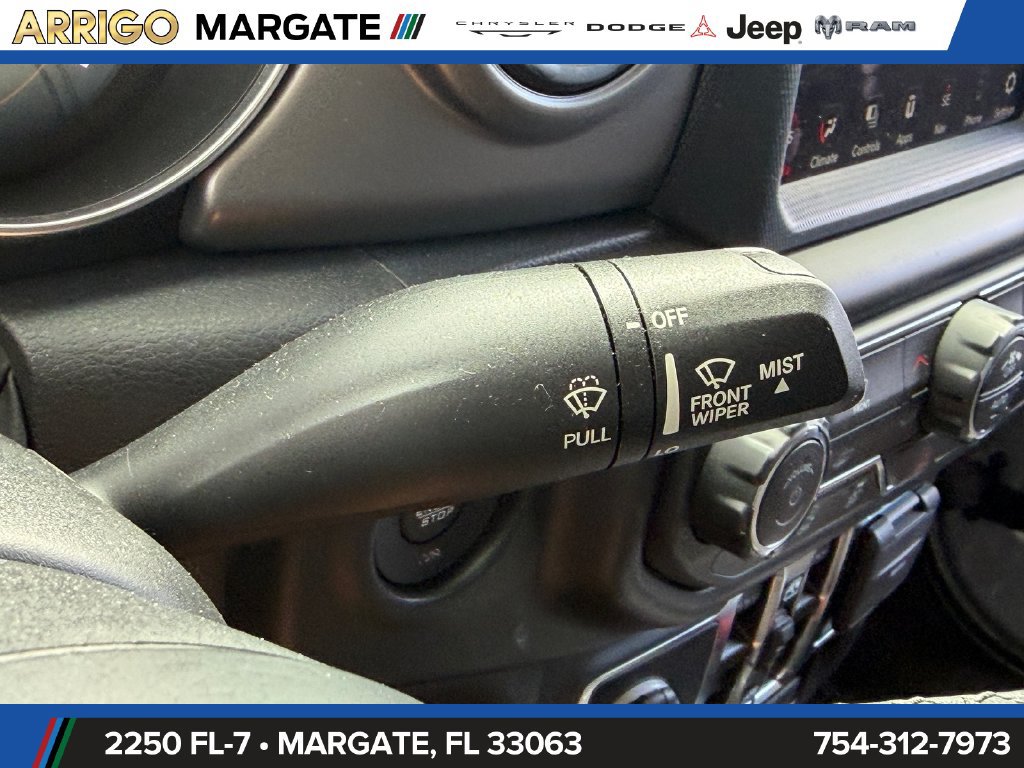 Used 2023 Jeep Gladiator Sport AWD/4WD image 29