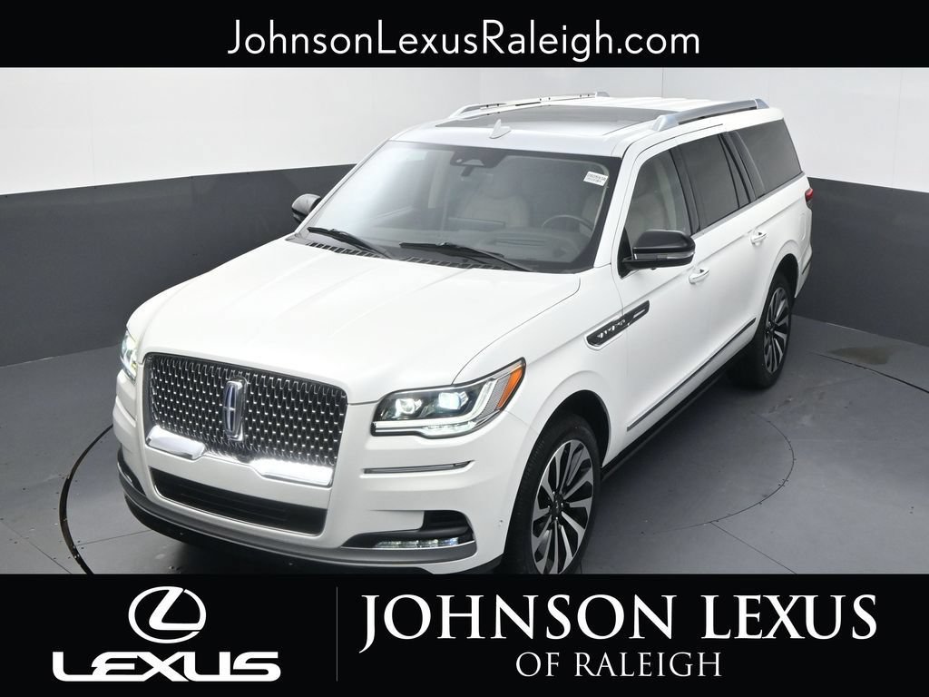 Used 2023 Lincoln Navigator L Reserve AWD/4WD image 27