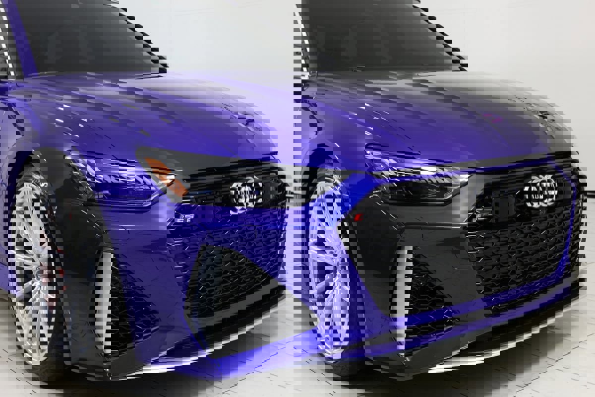 Used 2023 Audi RS 6 w/ Driver Assistance Package image 48