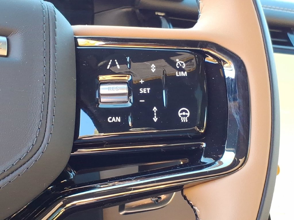 New 2026 Land Rover Range Rover Velar Autobiography AWD/4WD image 19