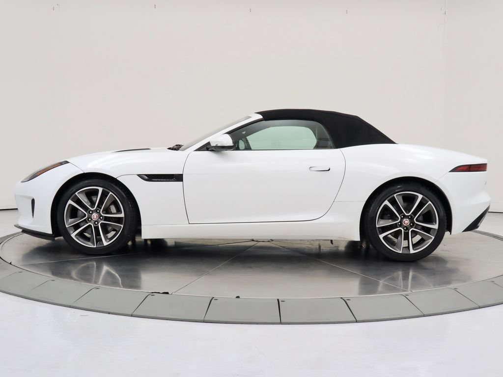 Used 2020 Jaguar F-TYPE Convertible RWD image 3